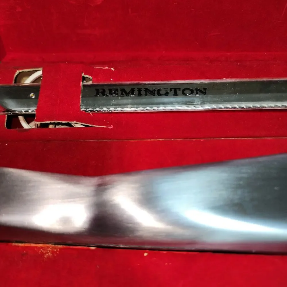 VINTAGE REMINGTON ELECTRIC KNIFE